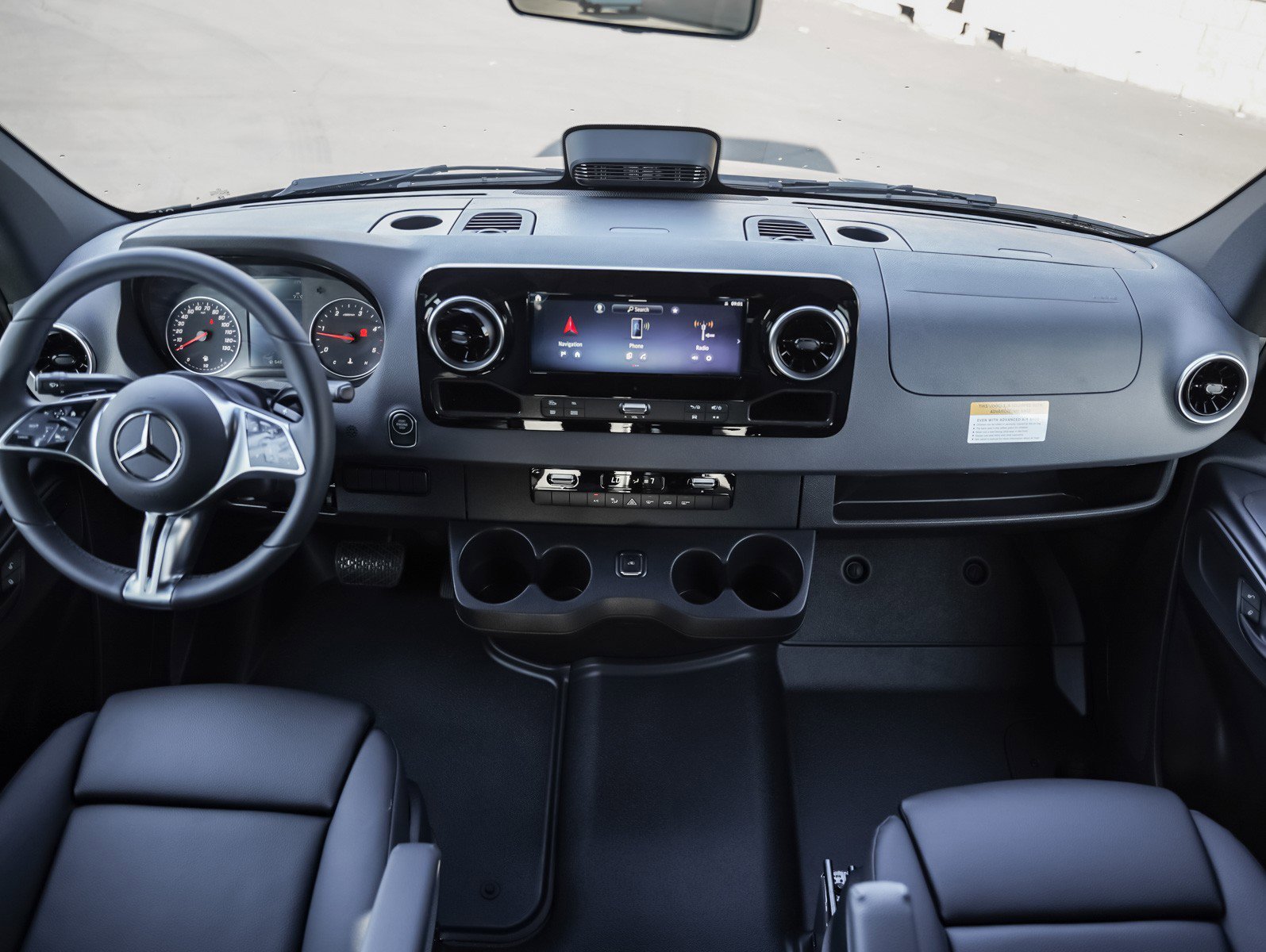 2025 Mercedes-Benz Sprinter Crew Van Base - Photo 16