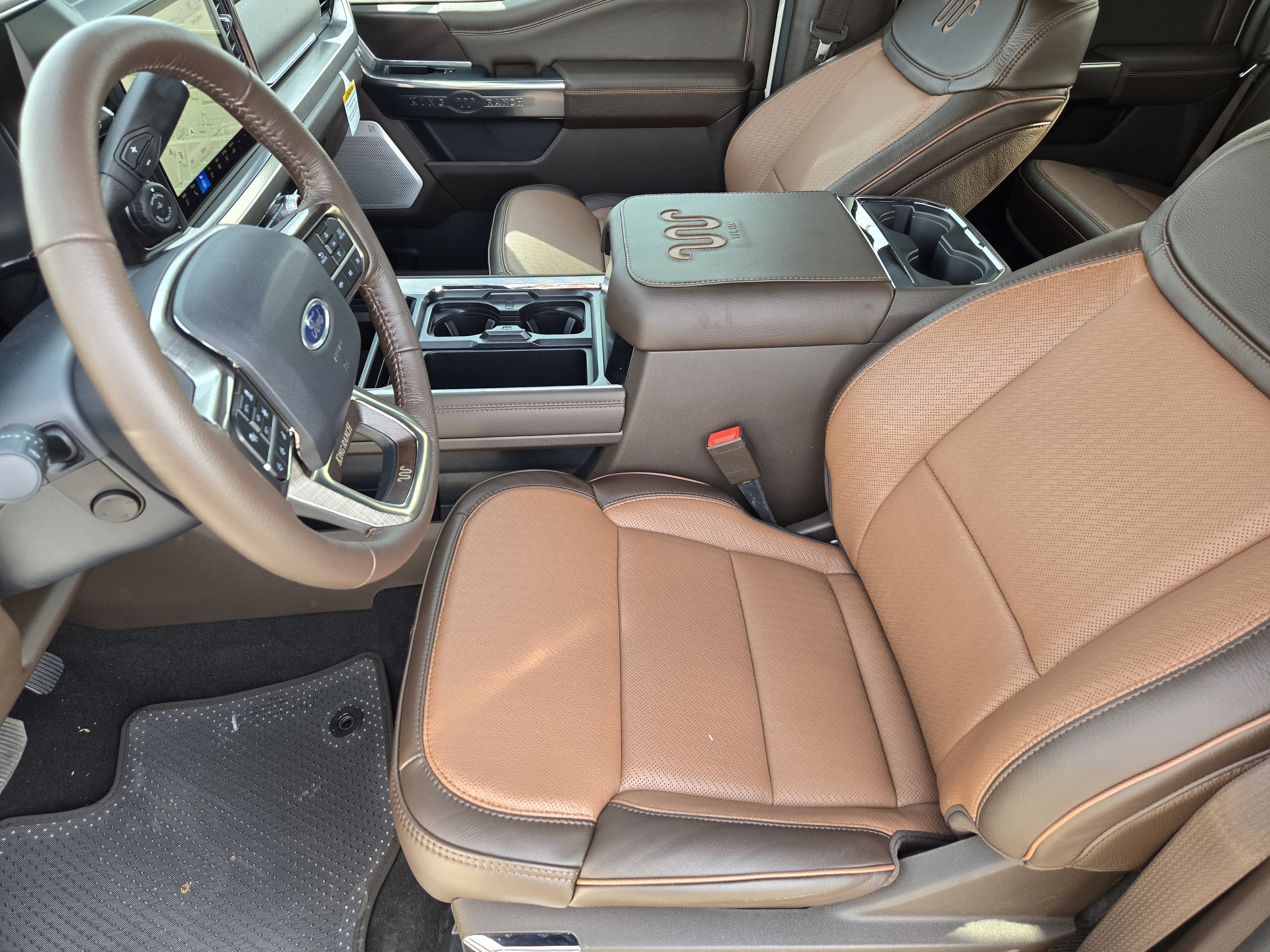 New 2026 Star White Ford F-250 King Ranch image 8