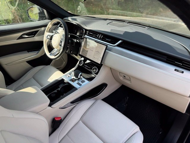 New 2026 Portofino Blue Jaguar P250 R-Dynamic S image 19