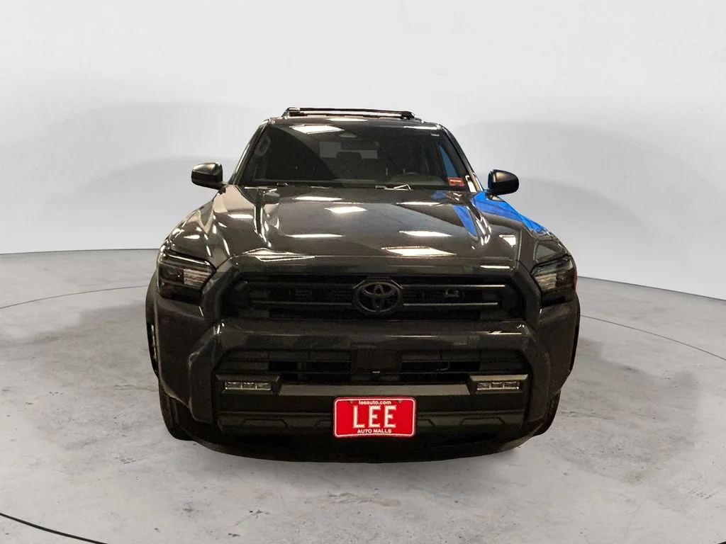 Used 2025 Underground Toyota SR5 image 8