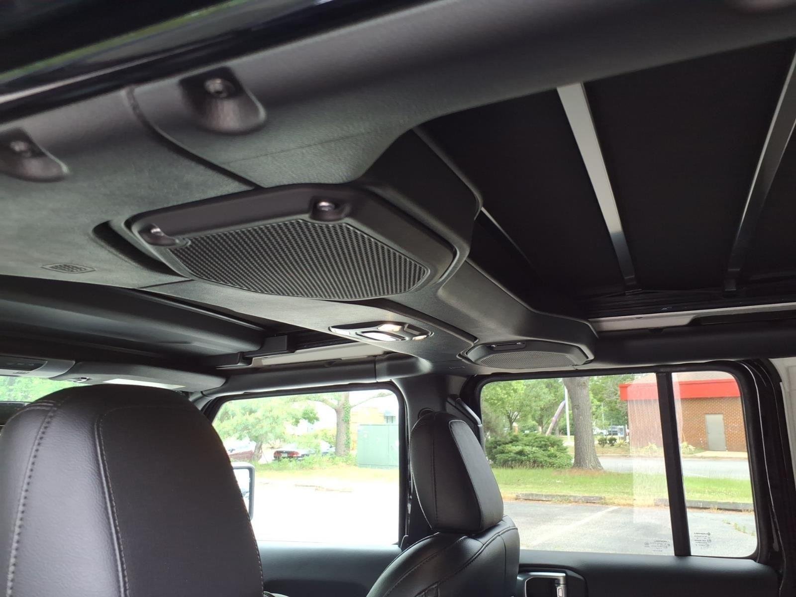 Used 2023 Black Clearcoat Jeep Sahara image 24