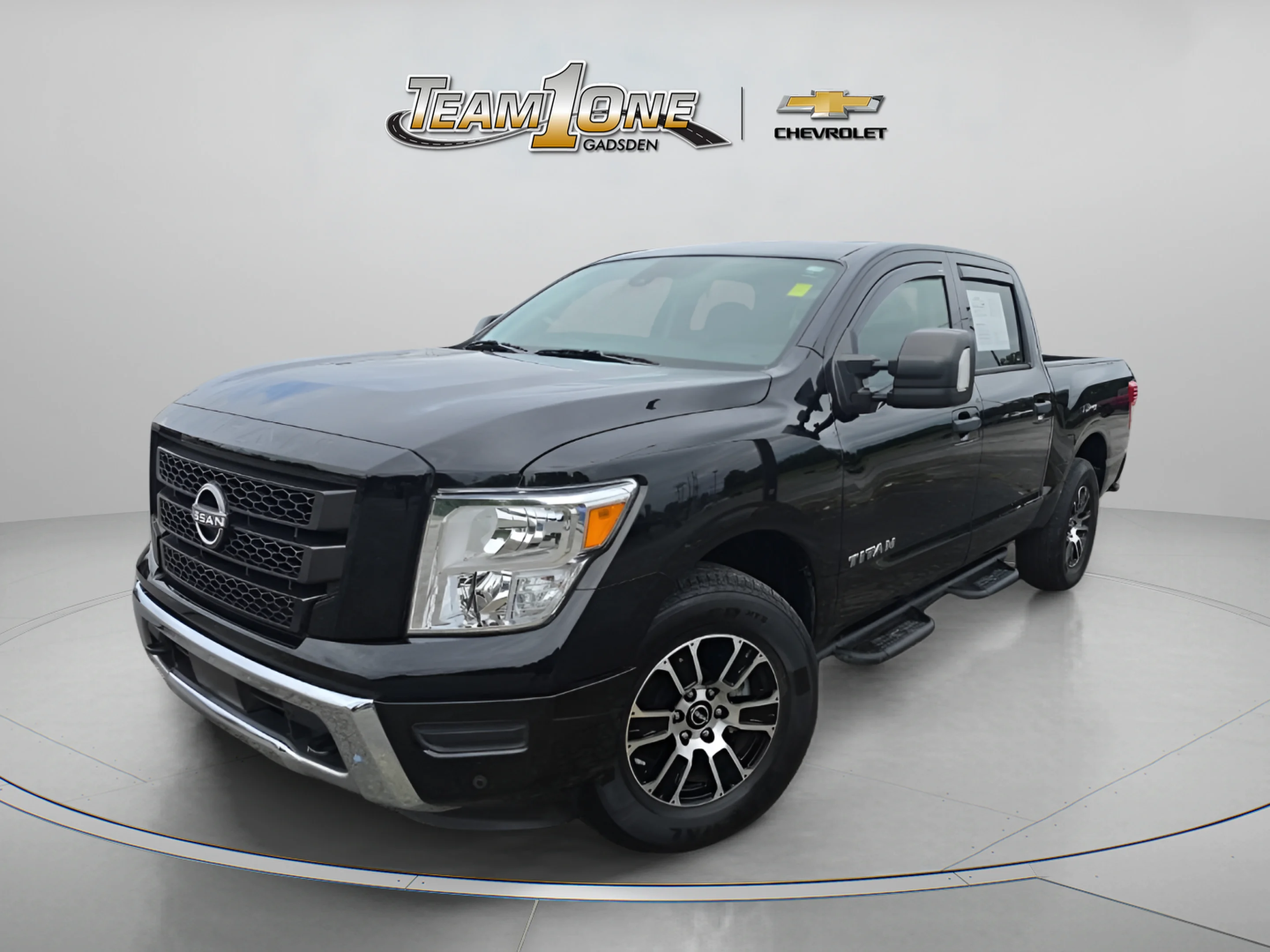 Used 2024 Black Nissan Crew Cab SV 4x4 image 3