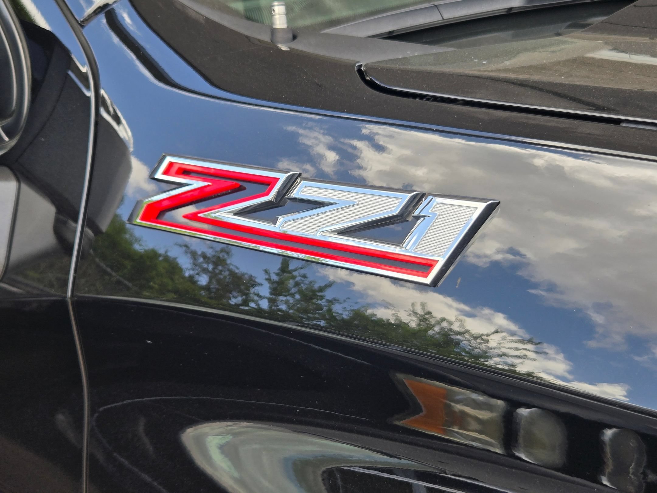 Used 2025 Black Chevrolet LTZ image 8
