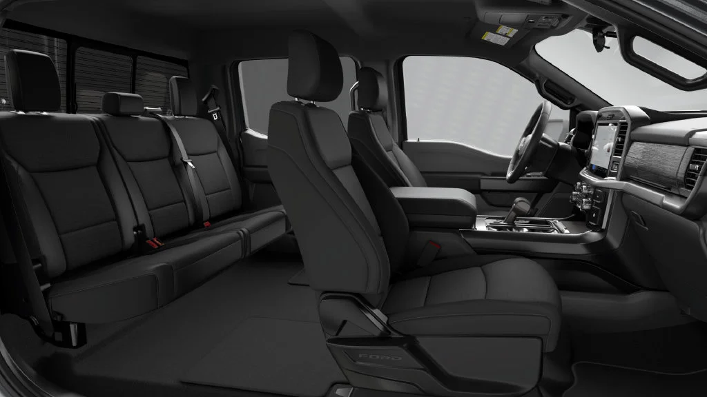 New 2026 Carbonized Gray Metallic Ford XLT image 6