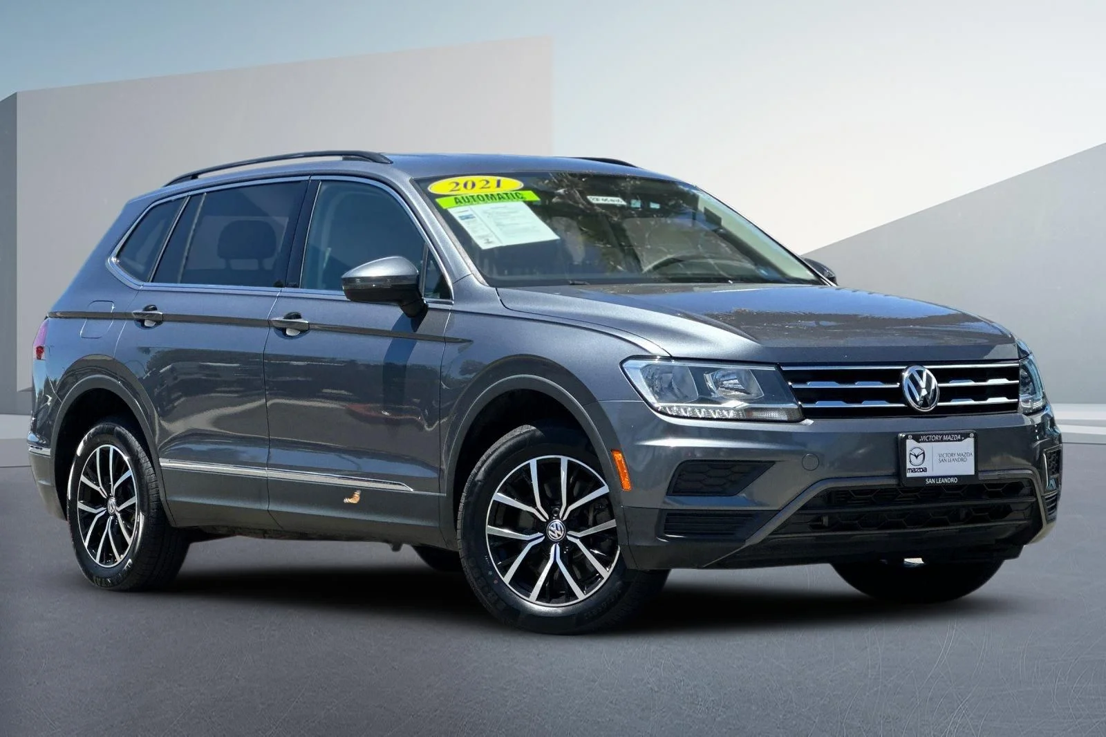 Used 2021 Volkswagen Tiguan SE with VIN 3VV3B7AX7MM082115 for sale in San Leandro, CA