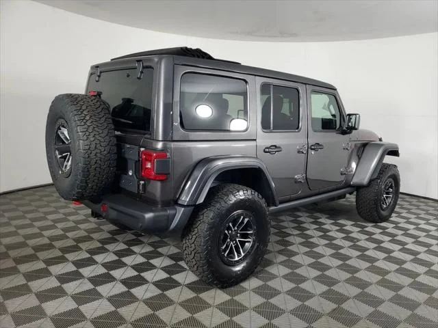 New 2026 Granite Crystal Metallic Clear-Coat Exterior Paint Jeep Rubicon image 29