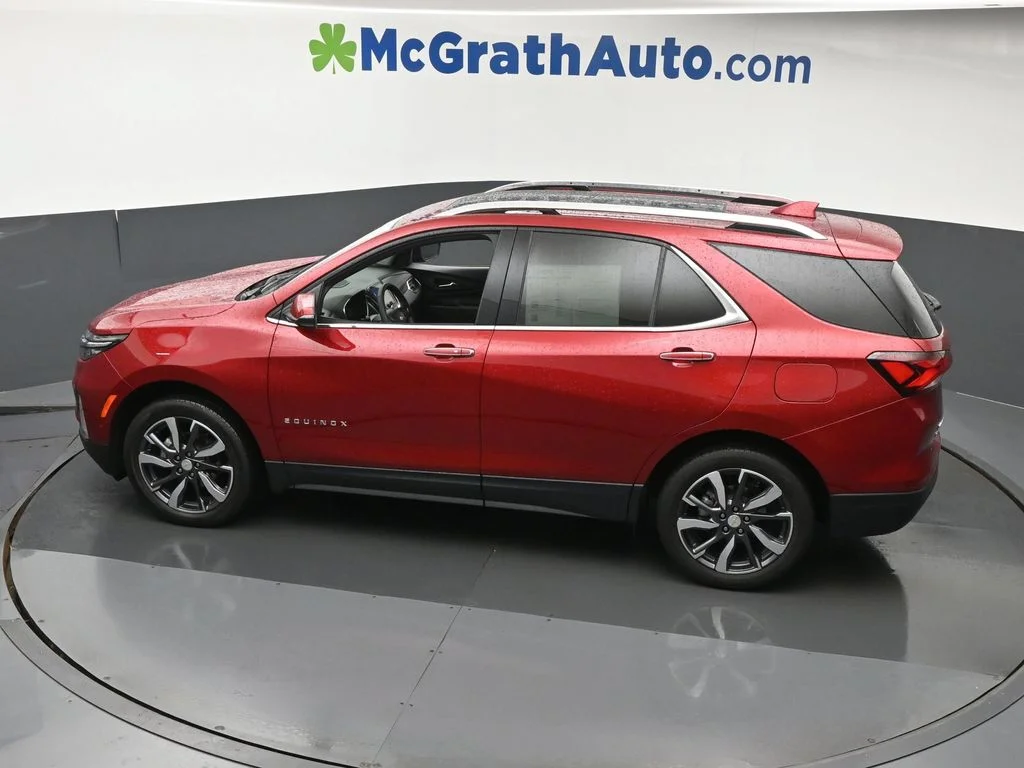 Used 2024 Red Chevrolet Premier image 23