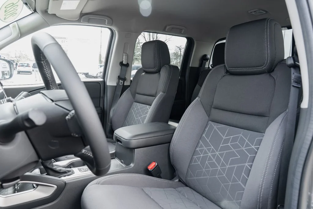 New 2026 Gun Metallic Nissan Crew Cab SV image 20