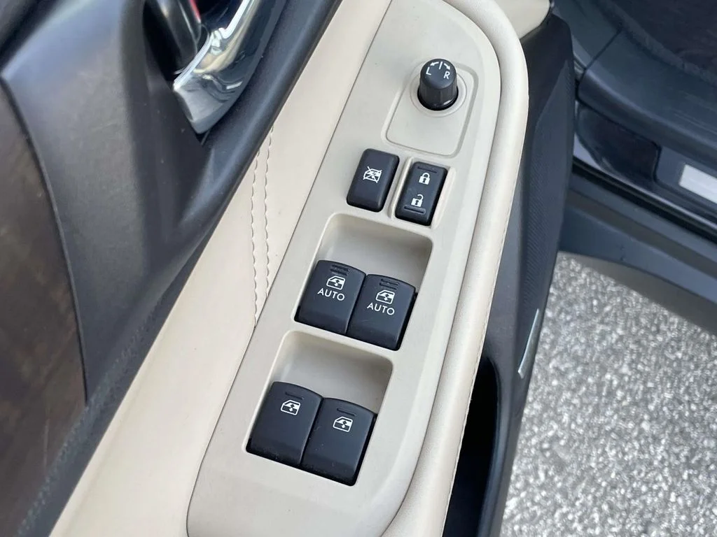 Used 2019 Crystal Black Silica Subaru Limited image 6