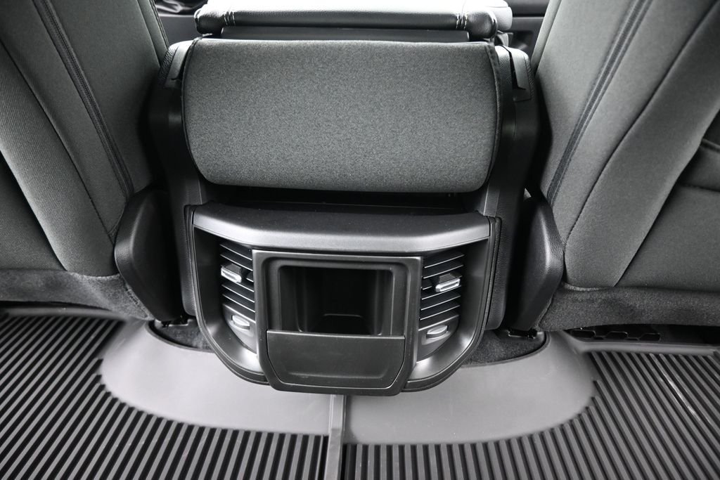 New 2026 Diamond Black Crystal Pearl-Coat Exterior Paint RAM Warlock image 29