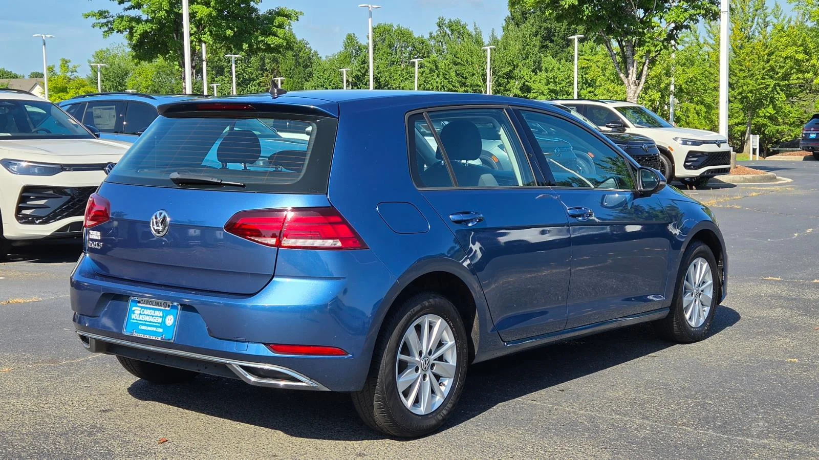 Used 2019 Silk Blue Metallic Volkswagen S image 5