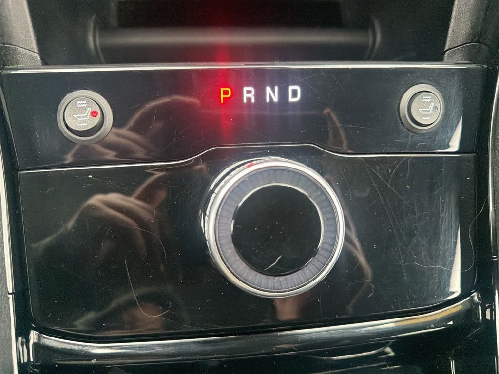 Used 2023 Black Jeep Laredo image 18