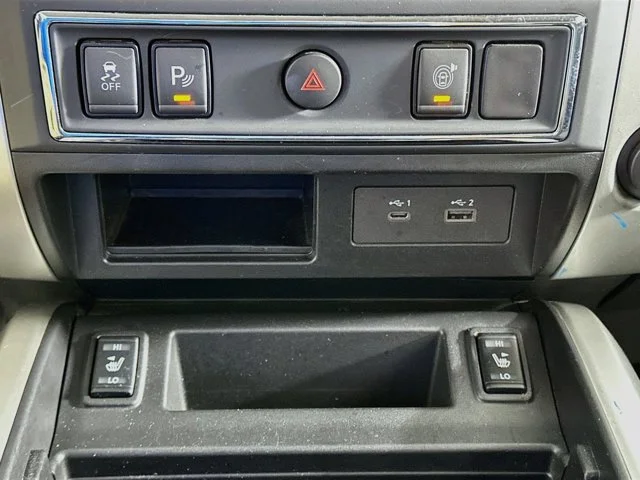 Pre-Owned 2021 Nissan Titan SV
