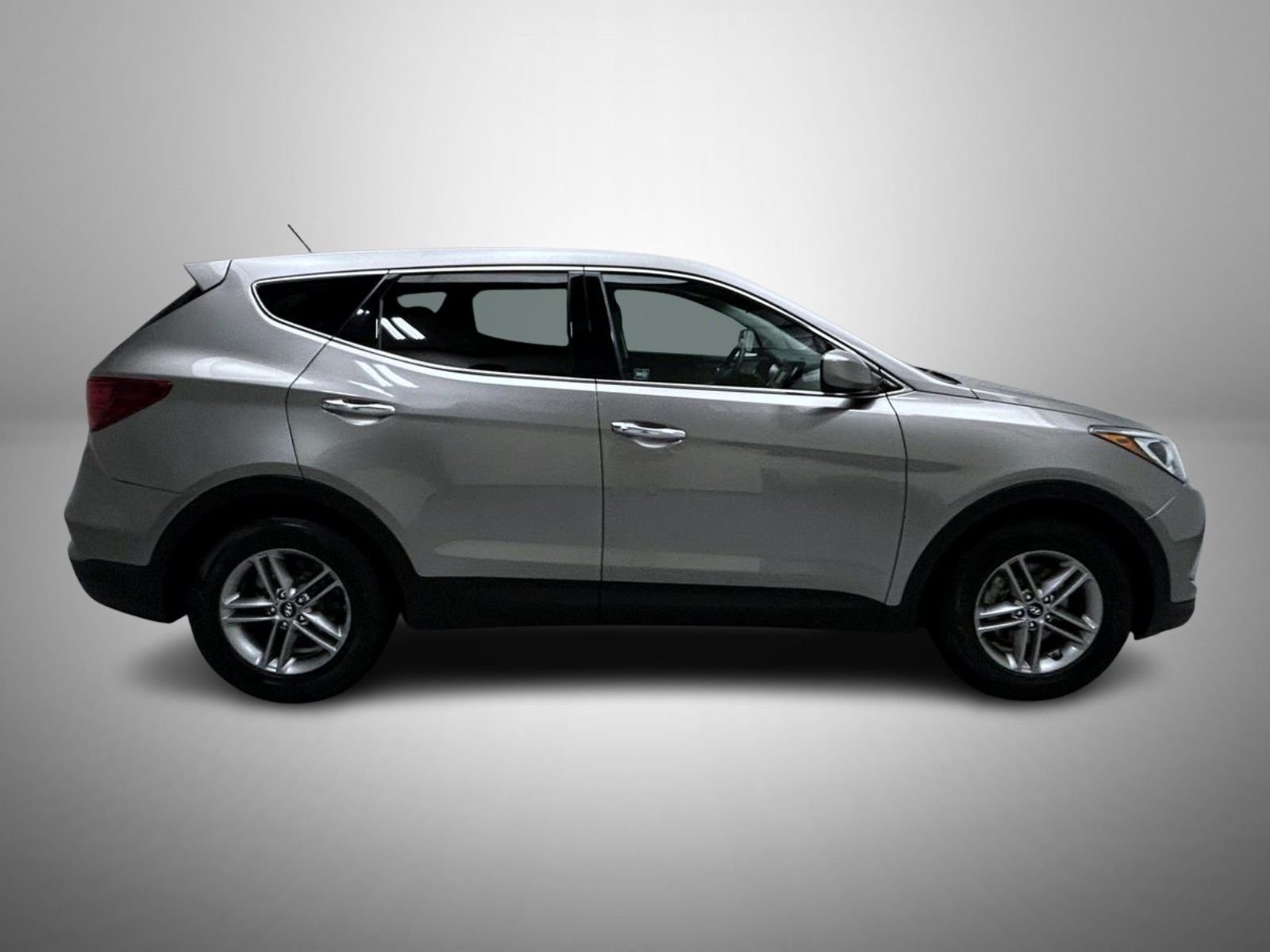 Used 2018 Gray Hyundai 2.4 Base image 4