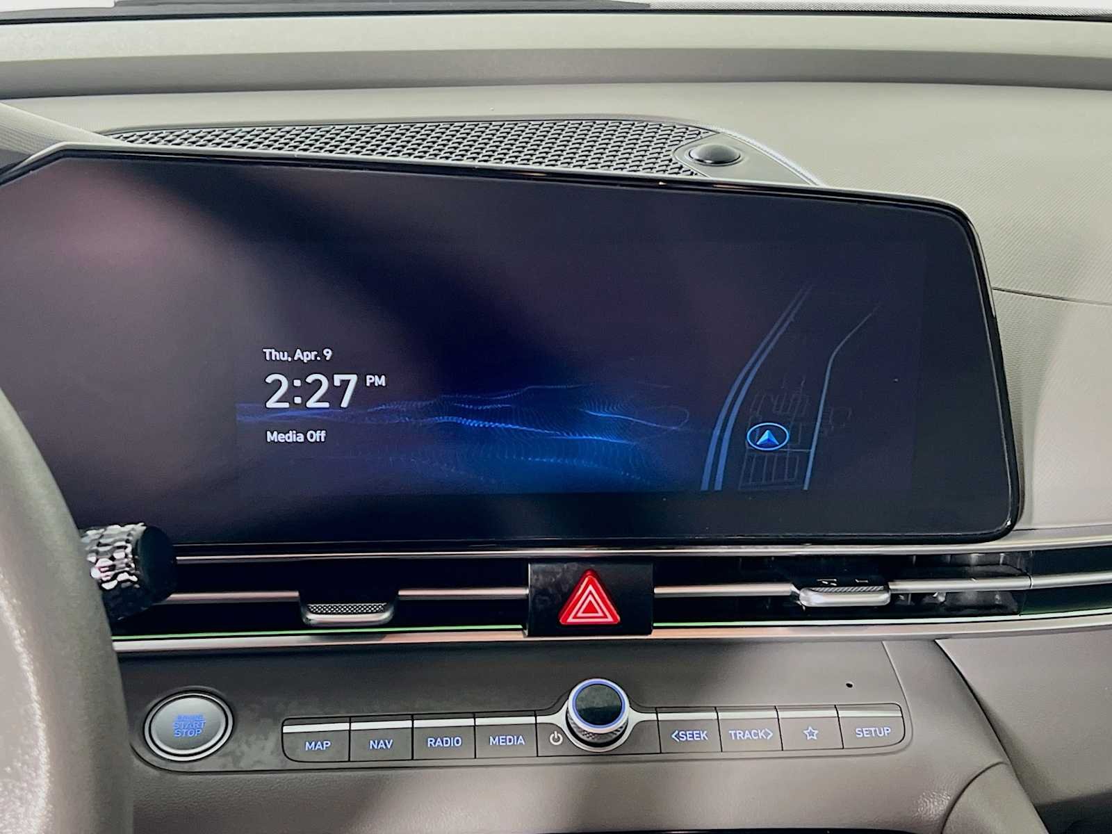 Used 2024 Amazon Gray Hyundai SEL image 13
