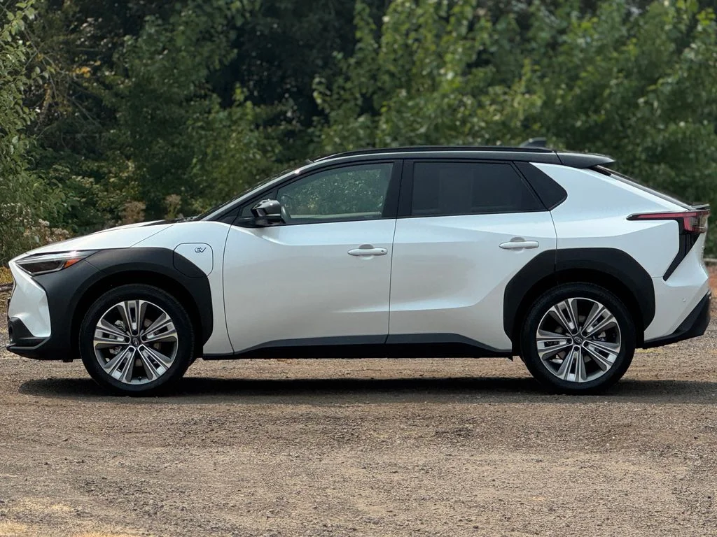 Certified Used 2023 White Subaru Touring image 4