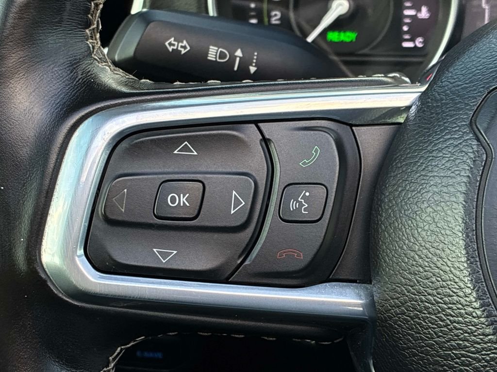 Used 2021  Jeep Unlimited Sahara 4xe image 27
