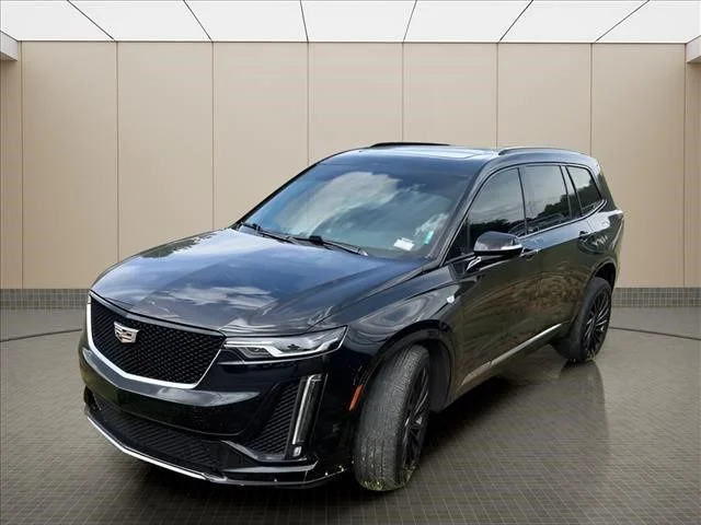 Used 2020 Black Cadillac Sport image 2