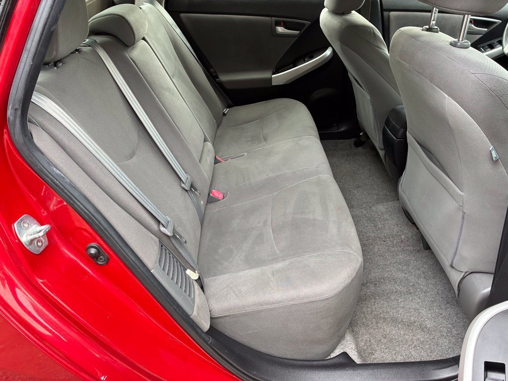 Used 2013 Red Toyota Three image 16
