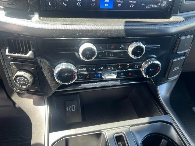 New 2026 Star White Metallic Tri-Coat Ford Lariat® image 47