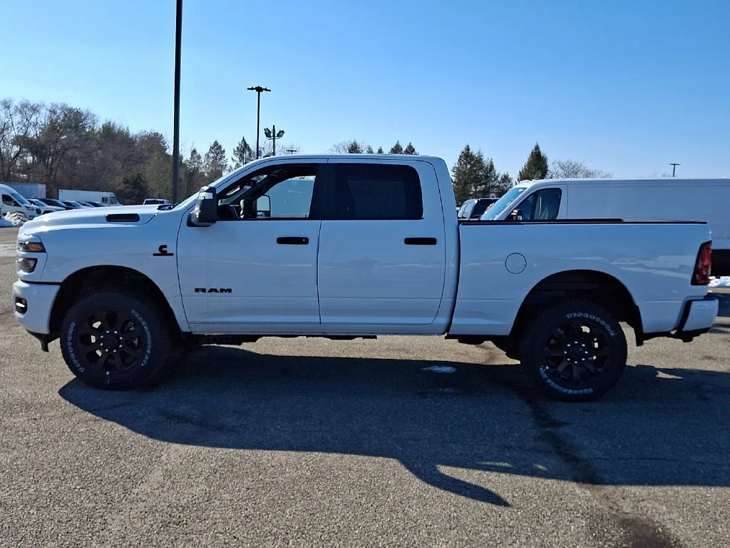 New 2026 Bright White Clear-Coat Exterior Paint RAM Big Horn image 5