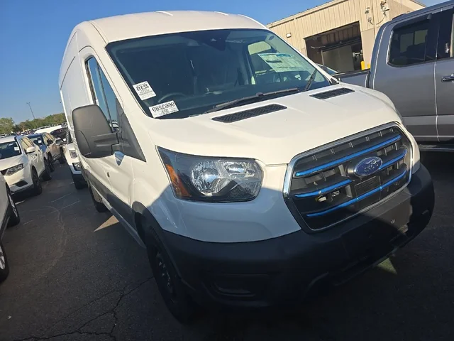 2023 Ford E-Transit-350 