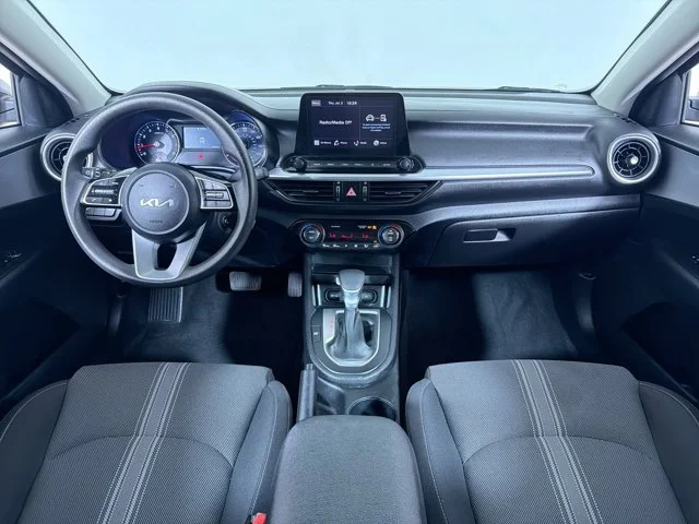 Used 2023 STEEL_GREY Kia LXS image 19