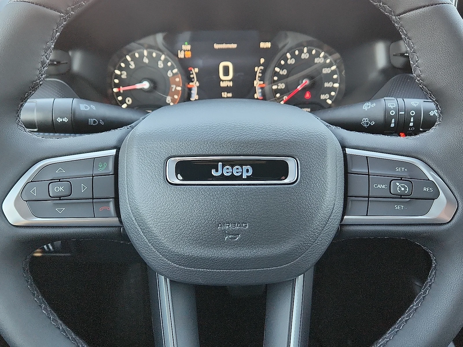 New 2026 White Jeep LATITUDE ALTITUDE 4X4 image 19