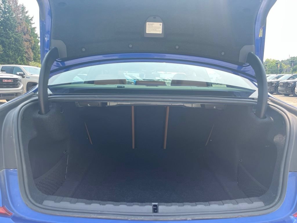 Used 2022 Portimao Blue Met BMW 330i xDrive image 13