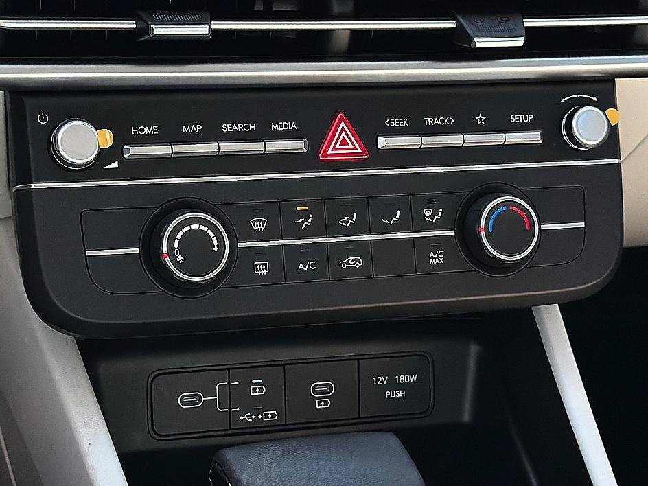 New 2026 Ecotronic Gray Hyundai SE FWD image 12