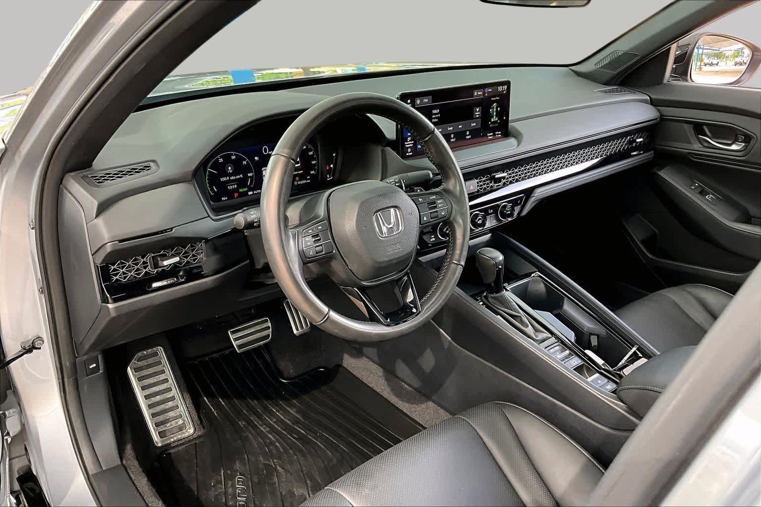 2023 Honda Accord Hybrid Sport-L - Photo 18