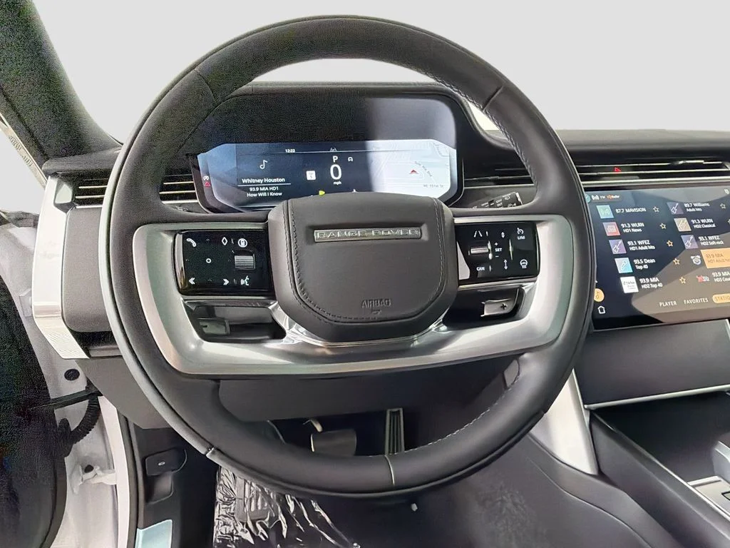 New 2026 Fuji White Land Rover SE 7 Seats image 11
