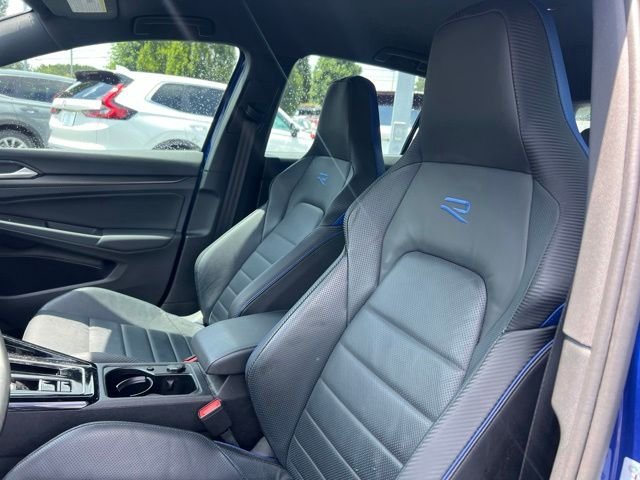 Used 2023 Lapiz Blue Metallic Volkswagen 2.0T image 13