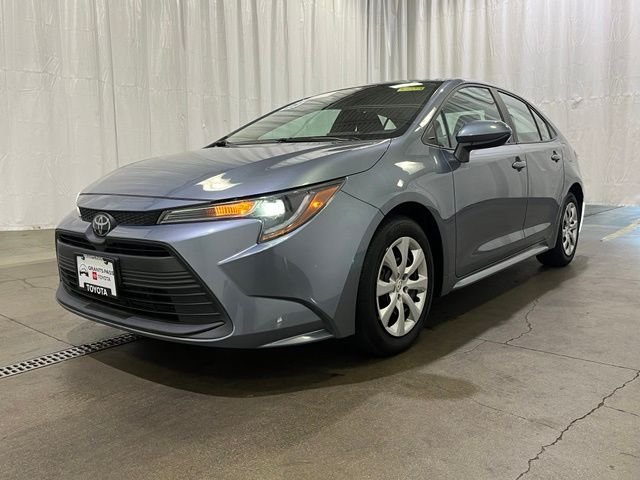 Certified Used 2025  Toyota LE image 23