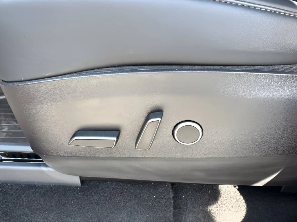 Used 2021 Black Tesla Long Range image 10