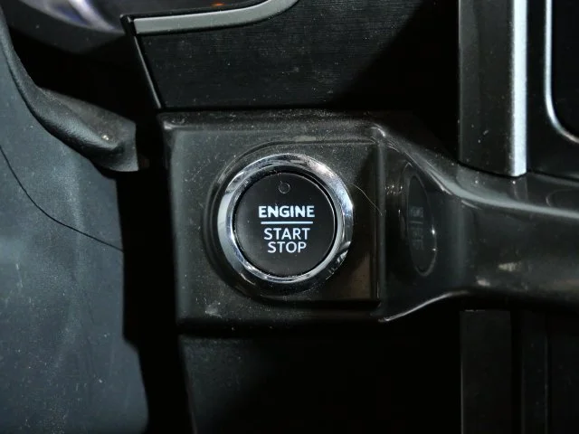 Certified Used 2023 White Ford XLT image 26