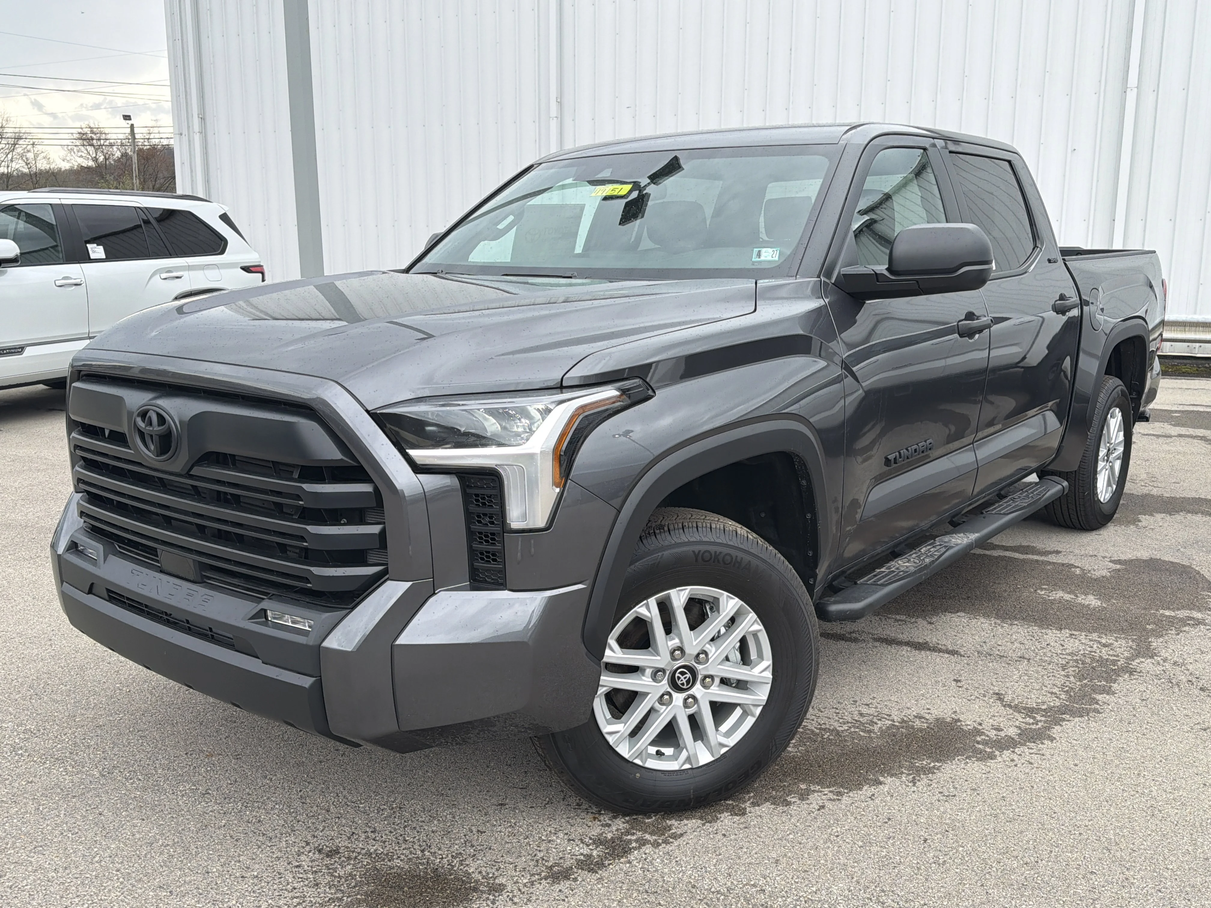 2025 Toyota Tundra  SR5