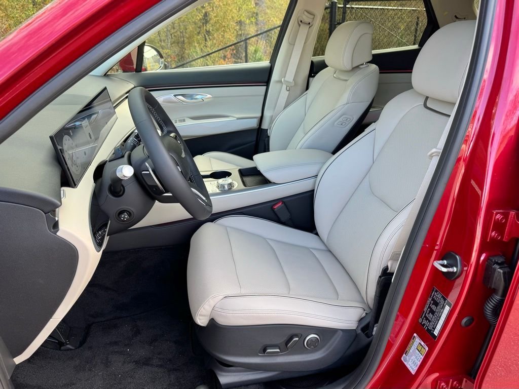 2026 GENESIS GV70 Advanced - Photo 16