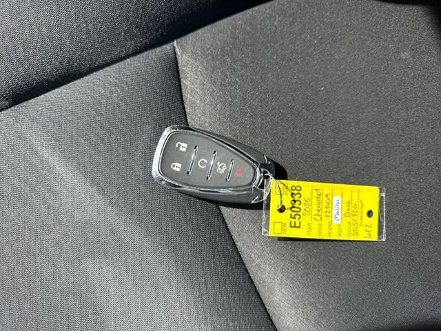 Used 2025 Mosaic Black Metallic Chevrolet 1LT image 28