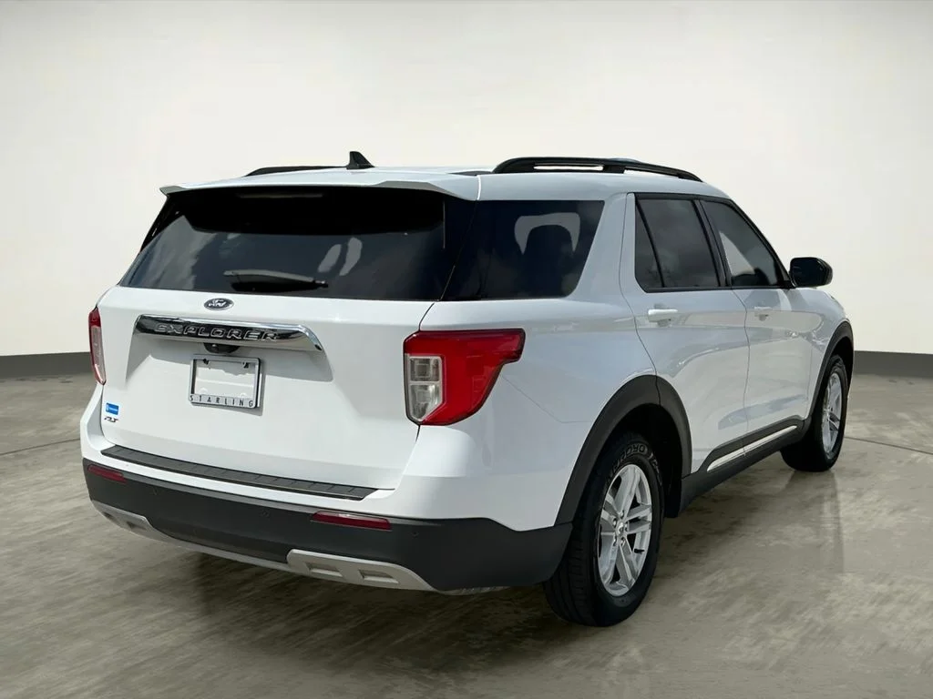 Used 2023 White Ford XLT image 7