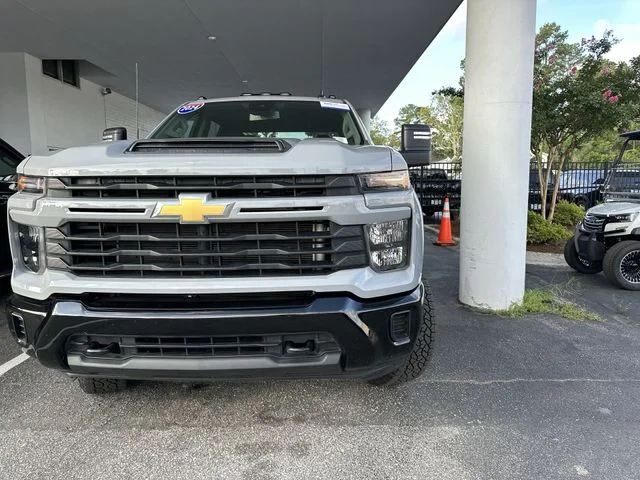 Used 2024 Gray Chevrolet Custom image 9