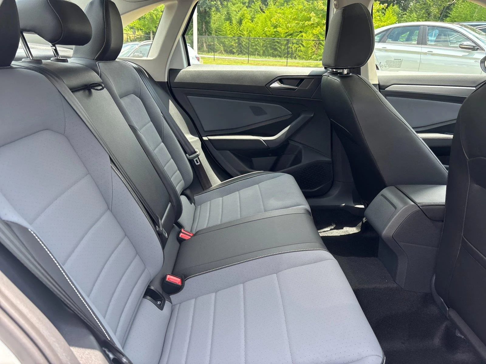 New 2026 Opal White Pearl Volkswagen SE image 37
