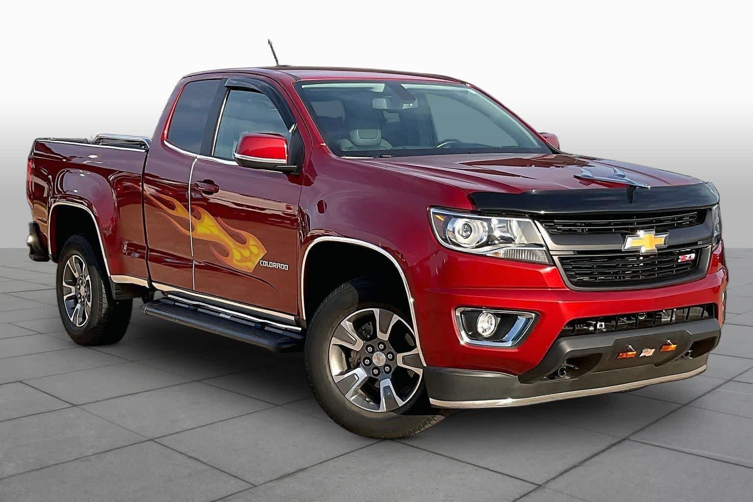 Used 2016 Red Rock Metallic Chevrolet 4WD Z71 image 2