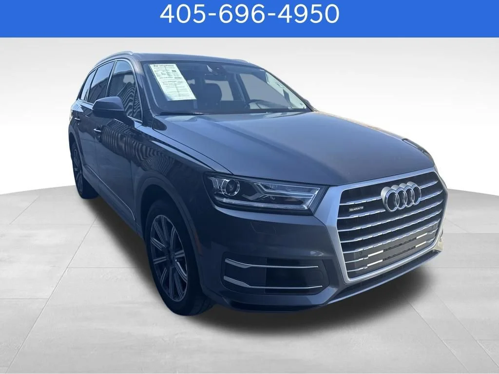 Pre-Owned 2019 Audi Q7 SE Premium