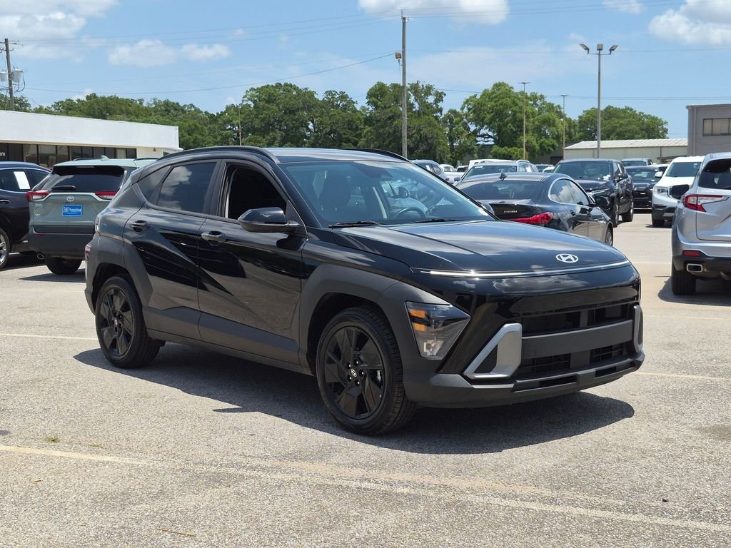 Used 2026 Black Hyundai SEL Sport image 7