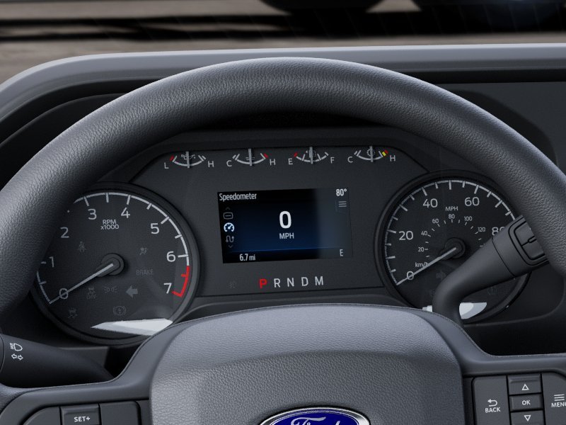 New 2027 Agate Black Metallic Ford XLT image 13