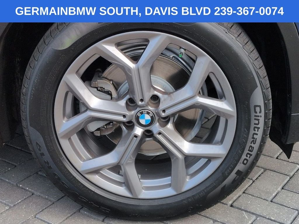 Certified Used 2023 Phytonic Blue Metallic BMW sDrive30i image 12