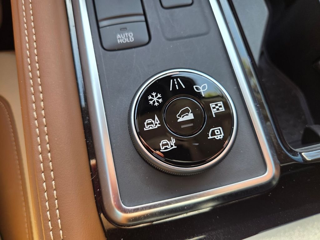 Used 2026 Gray Nissan Platinum image 30