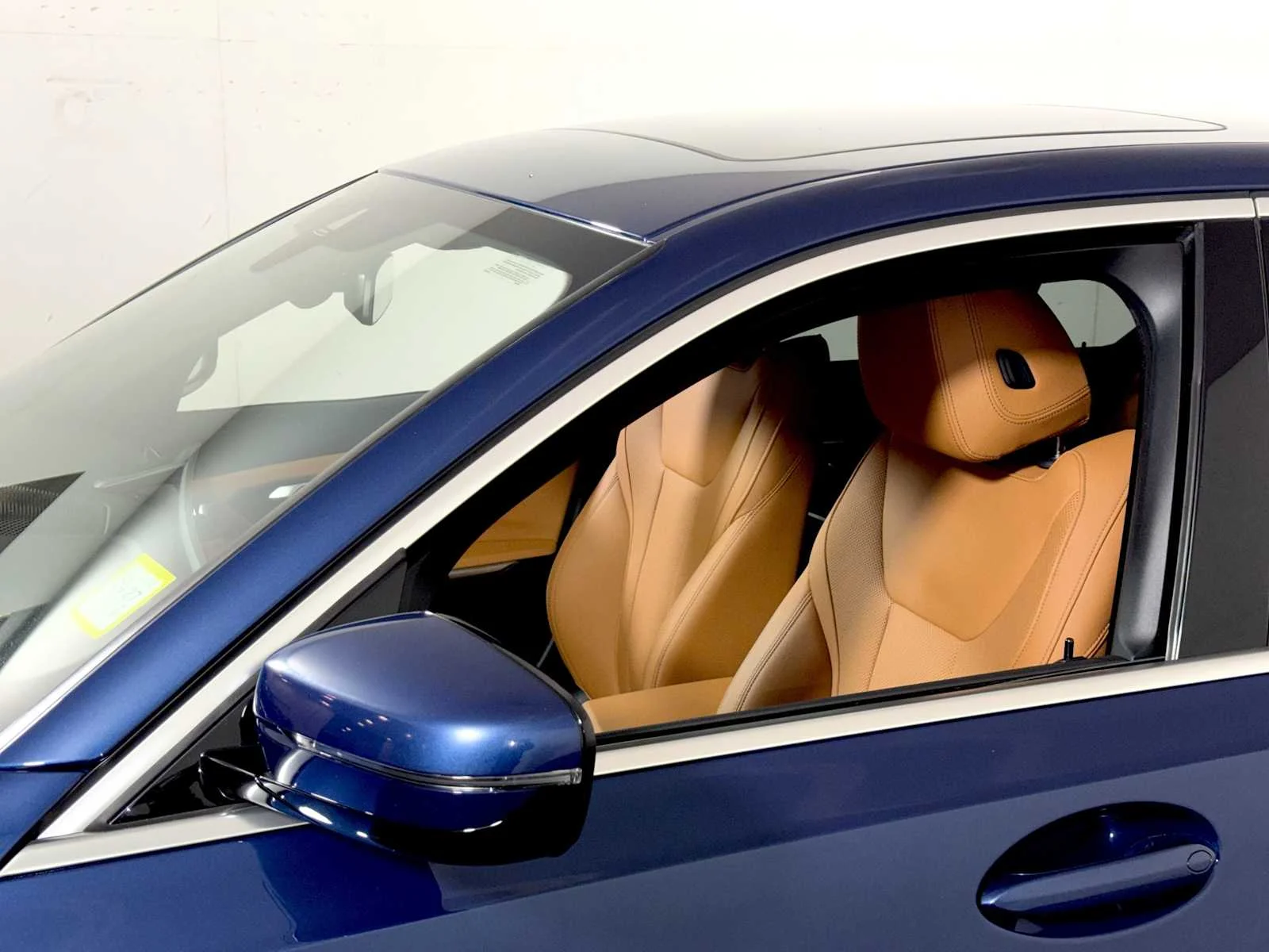 2024 BMW 3 Series 330i - Photo 29