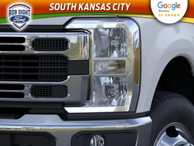 New 2026 Oxford White Ford F-350® XLT image 18